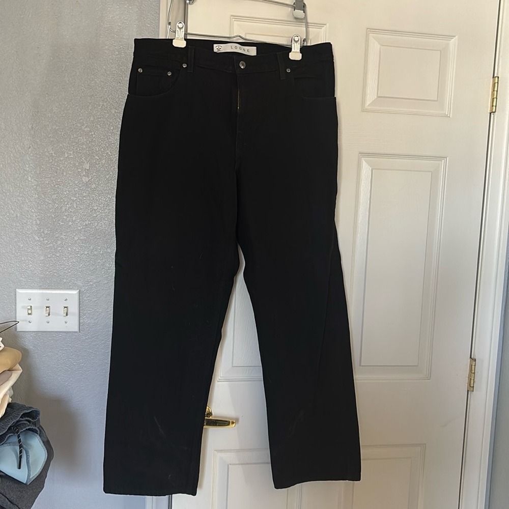 Black Arizona Jeans
Practically Brand New